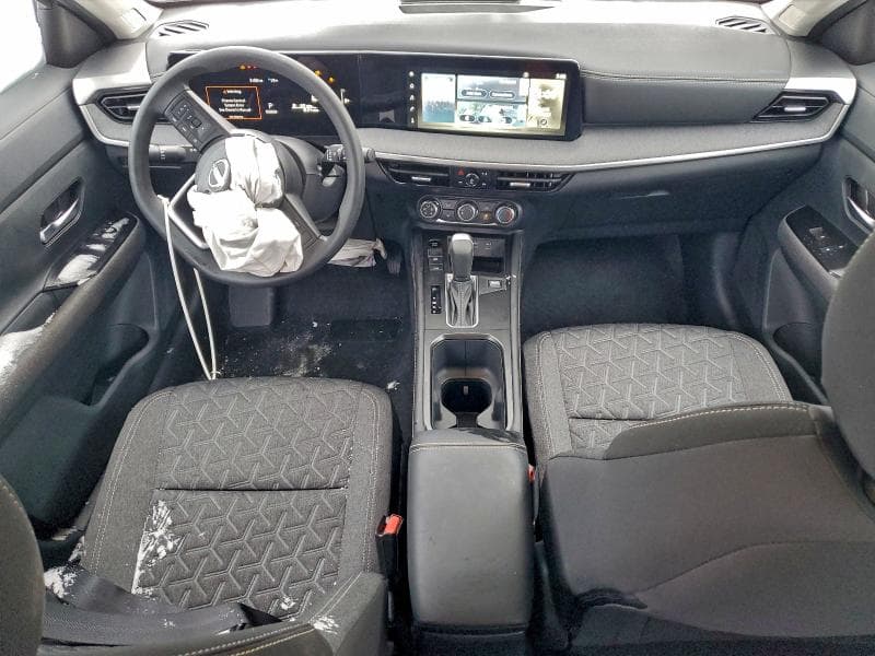 2025 NISSAN KICKS SV 8
