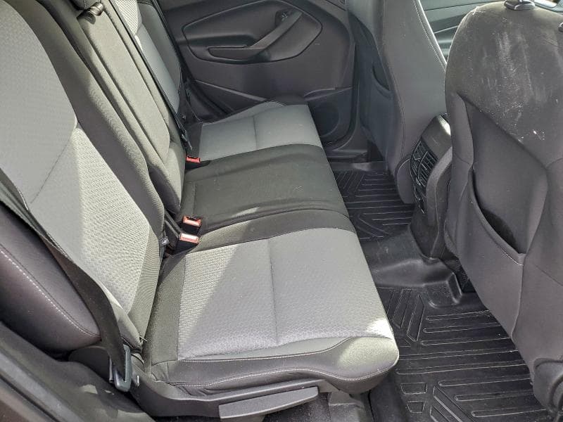 2017 FORD ESCAPE SE 11