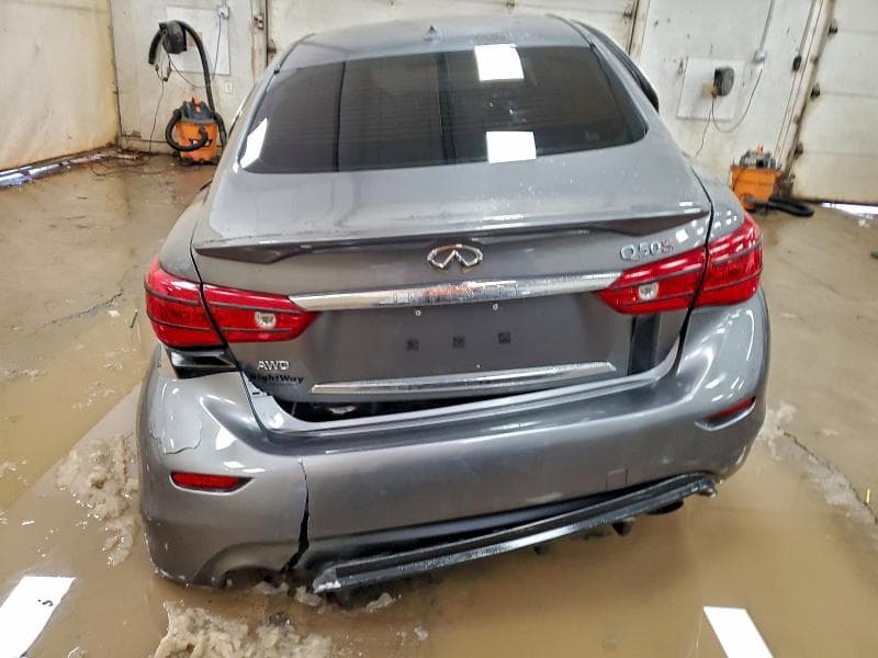 2017 INFINITI Q50 RED SPORT 400 6