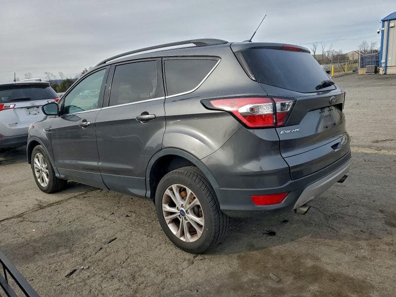2017 FORD ESCAPE SE 2