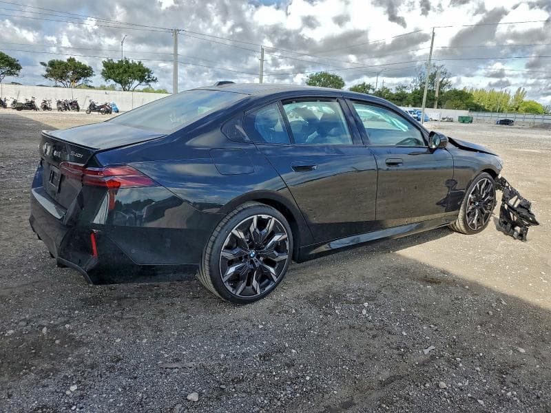 2026 BMW 540 XI 3