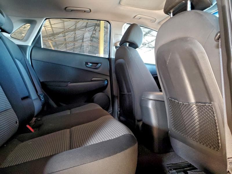 2018 HYUNDAI KONA SEL 11