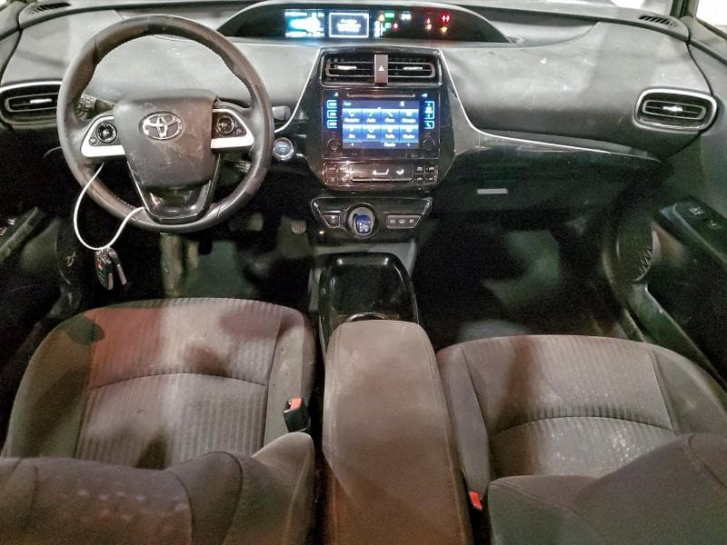 2017 TOYOTA PRIUS PRIME 8