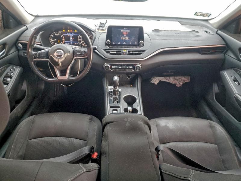 2019 NISSAN ALTIMA SV 8