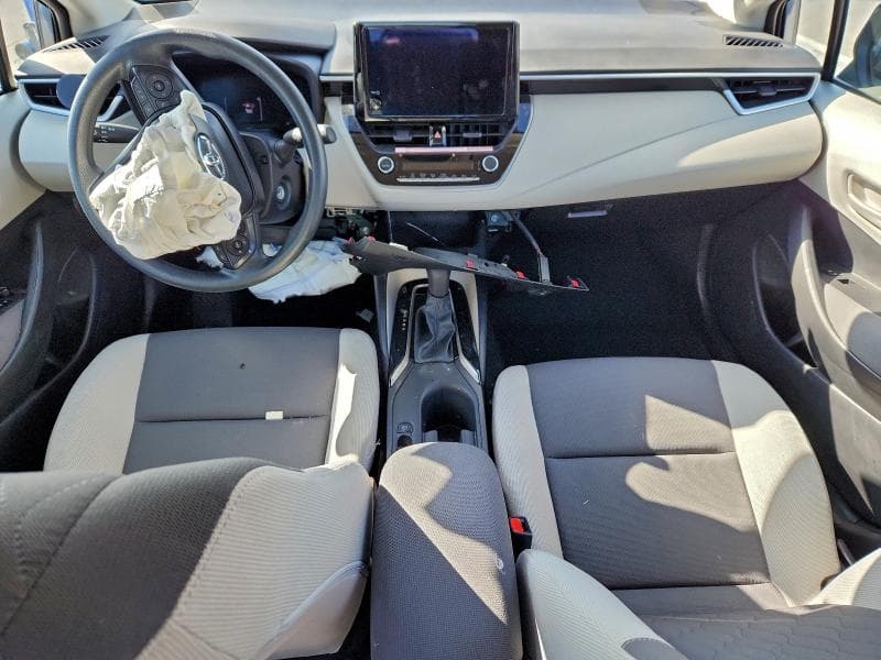 2026 TOYOTA COROLLA LE 8