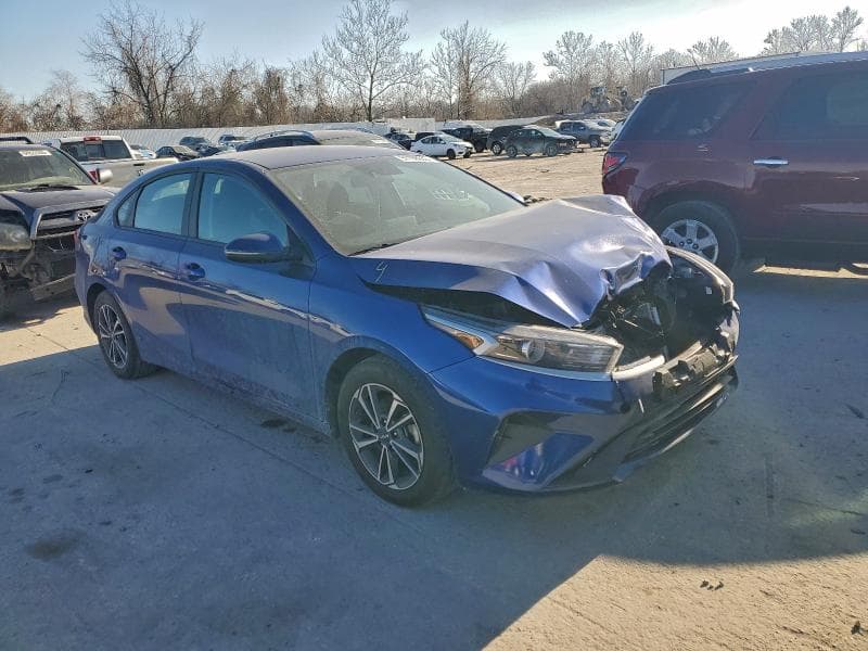 2023 KIA FORTE LX 4