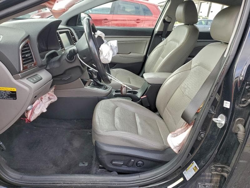 2017 HYUNDAI ELANTRA SE 7