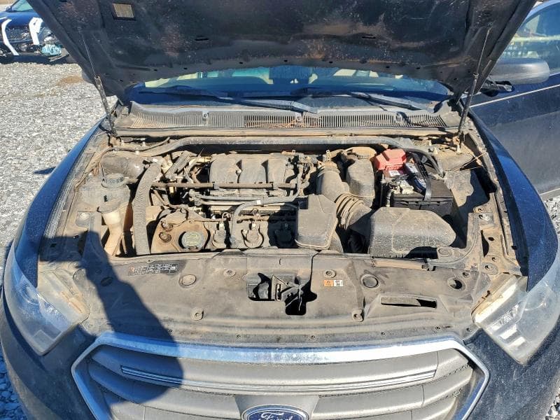 2018 FORD TAURUS SE 11