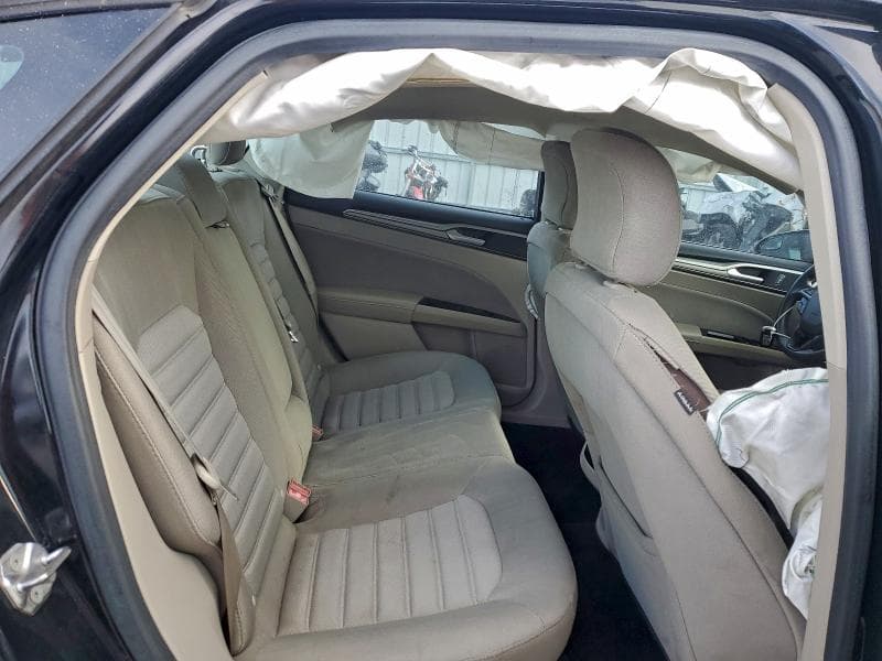 2017 FORD FUSION SE 10