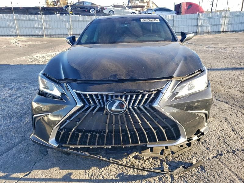 2024 LEXUS ES300H 5