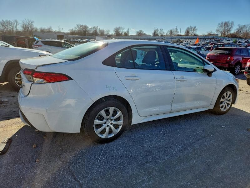 2022 TOYOTA COROLLA LE 3