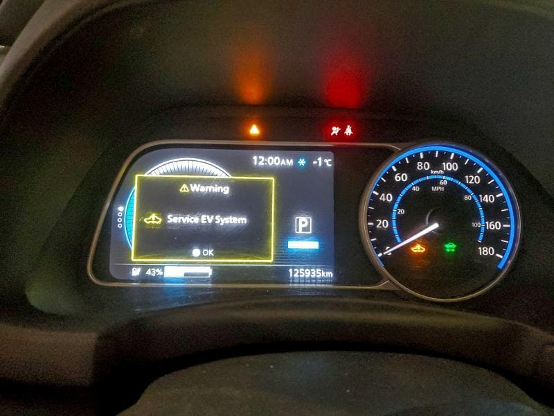 2018 NISSAN LEAF S 9
