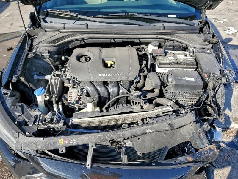 2017 HYUNDAI ELANTRA SE 11