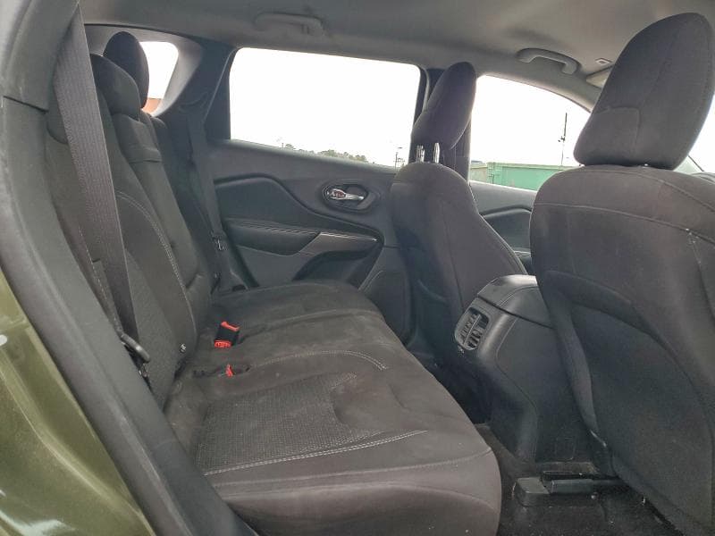 2019 JEEP CHEROKEE LATITUDE 11