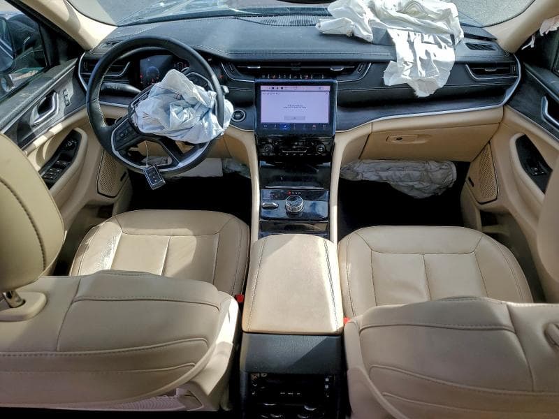 2022 JEEP GRAND CHEROKEE L LIMITED 8