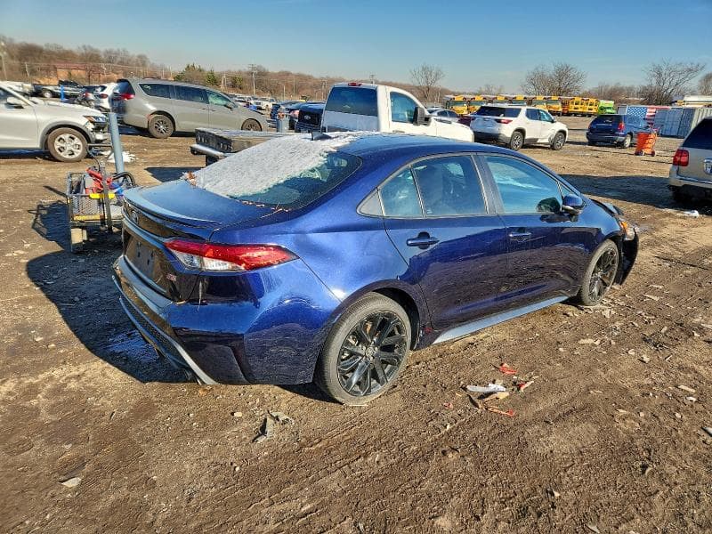2022 TOYOTA COROLLA SE 3