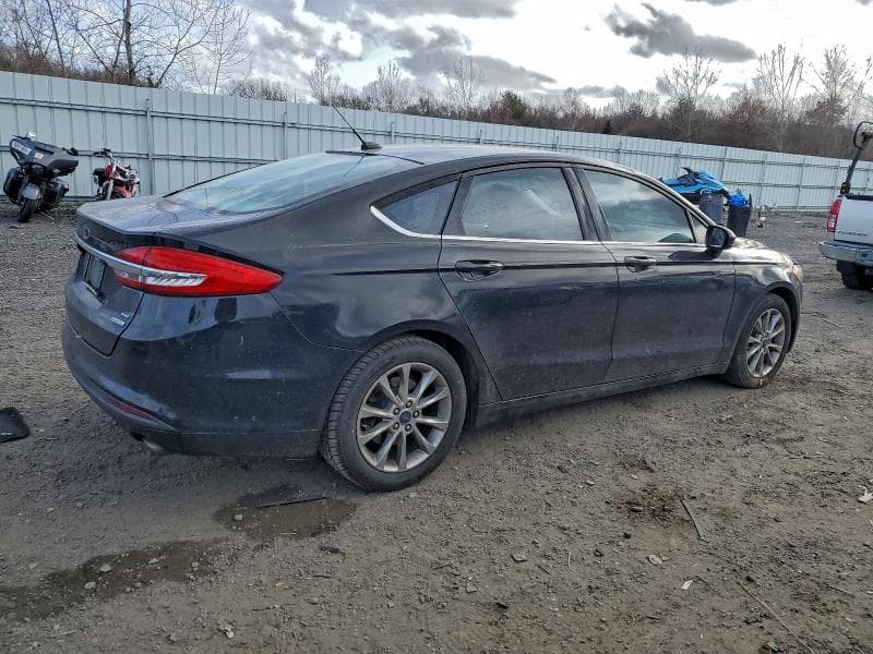 2017 FORD FUSION SE 3