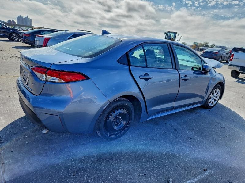2026 TOYOTA COROLLA LE 3