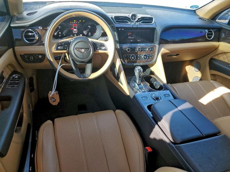 2022 BENTLY BENTAYGA 8