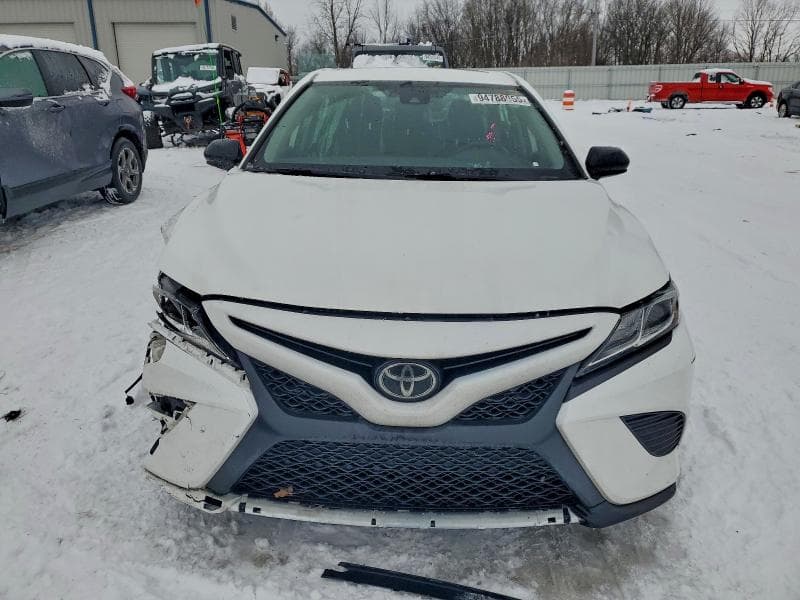 2020 TOYOTA CAMRY SE NIGHTSHADE 5