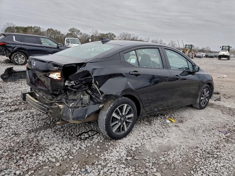 2021 NISSAN VERSA SV 3