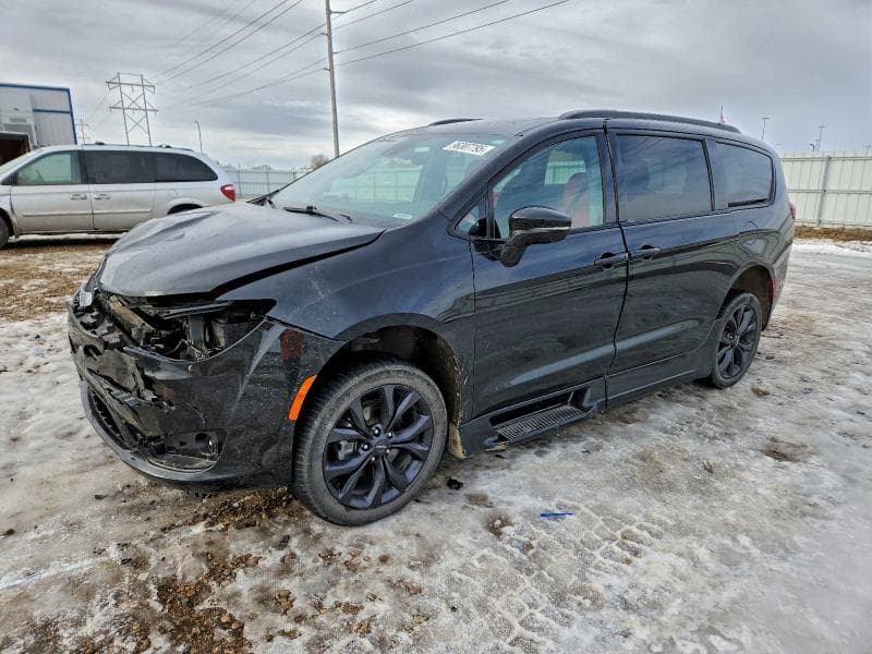 2020 CHRYSLER PACIFICA LIMITED - 1
