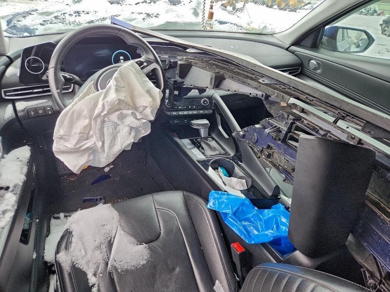 2023 HYUNDAI ELANTRA LIMITED 8