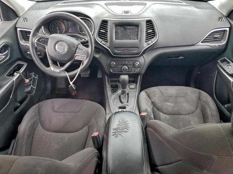 2019 JEEP CHEROKEE LATITUDE 8