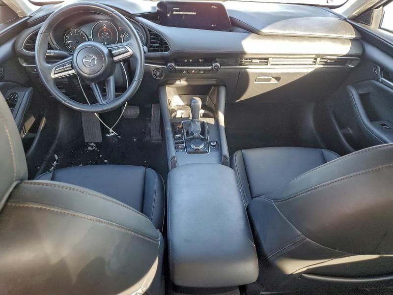 2020 MAZDA 3 SELECT 8