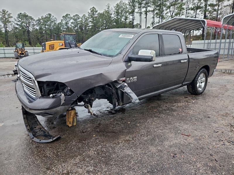 2015 RAM 1500 SLT - 1