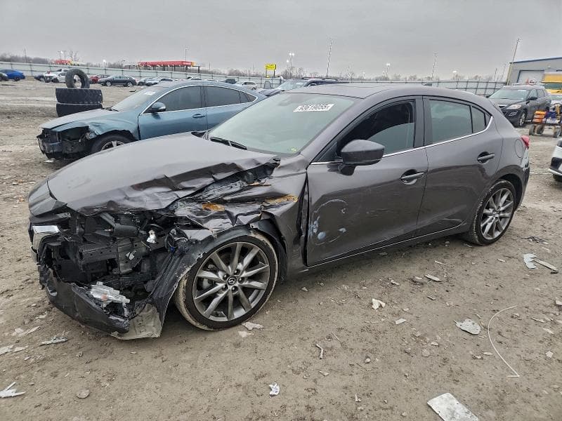 2018 MAZDA 3 TOURING - 1