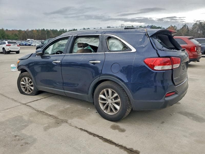 2017 KIA SORENTO LX 2