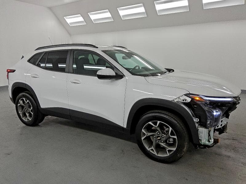 2025 CHEVROLET TRAX 1LT 4
