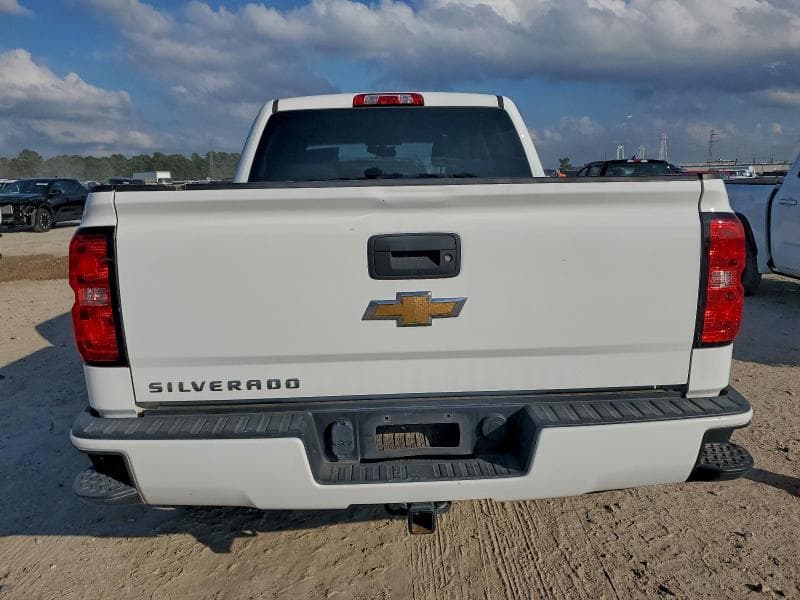 2018 CHEVROLET SILVER1500 6