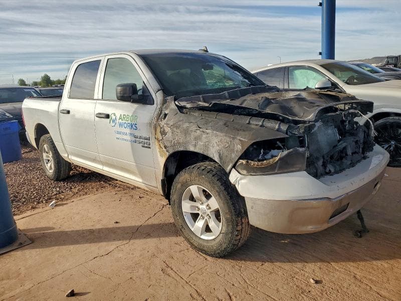 2023 RAM 1500 CLASSIC SLT 4