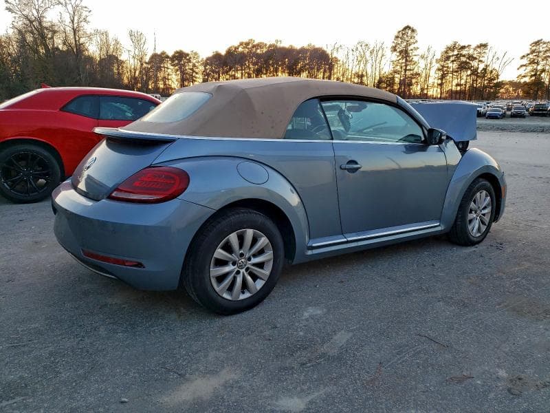 2019 VOLKSWAGEN BEETLE S 3