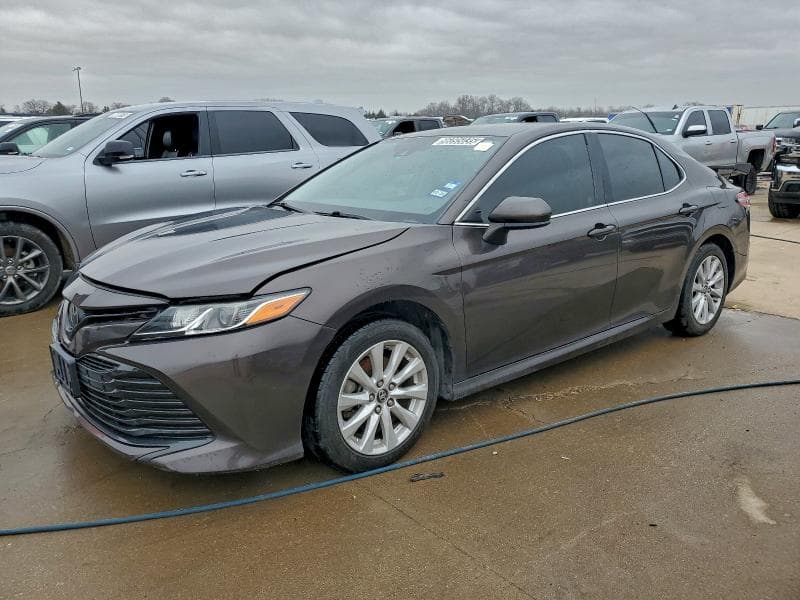 2020 TOYOTA CAMRY LE - 1