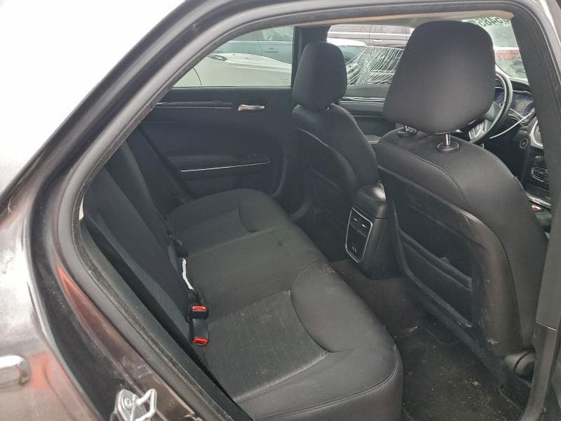 2018 CHRYSLER 300 TOURING 10