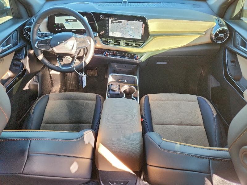 2025 CHEVROLET EQUINOX ACTIV 8