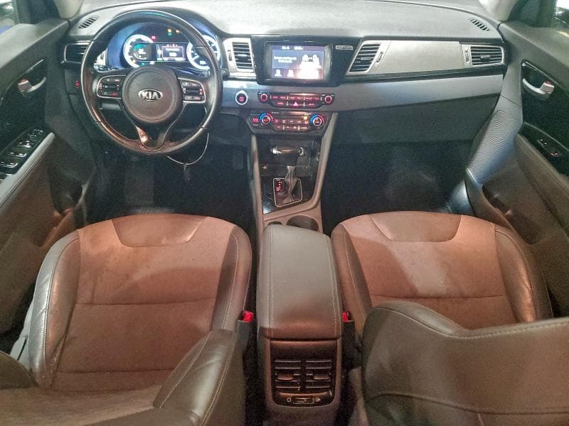2017 KIA NIRO EX 8