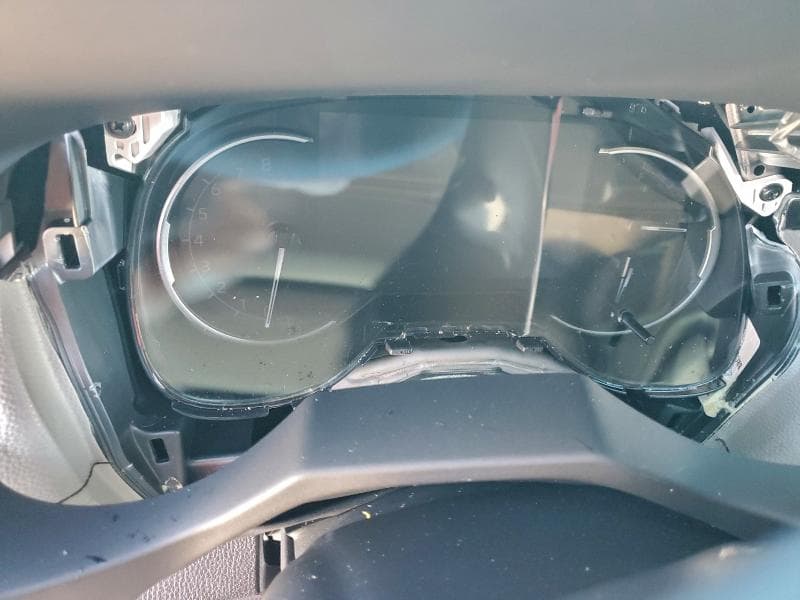 2025 TOYOTA RAV4 XLE PREMIUM 9