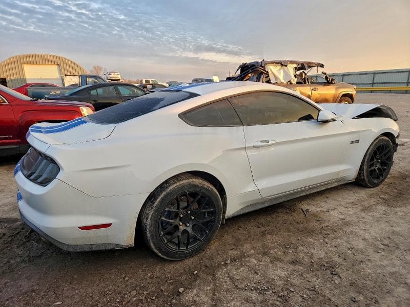 2019 FORD MUSTANG 3