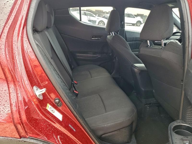 2018 TOYOTA C-HR XLE 11