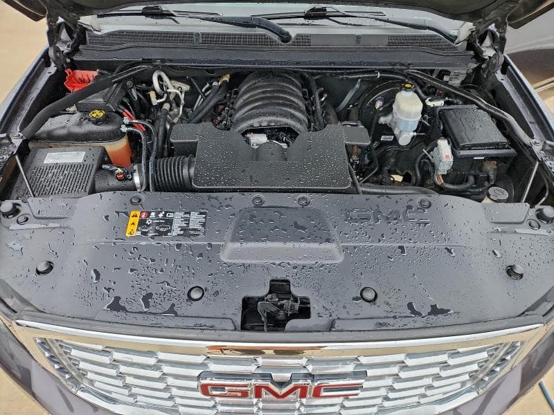 2018 GMC YUKON DENALI 11