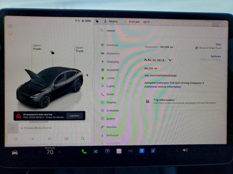 2023 TESLA MODEL Y 9