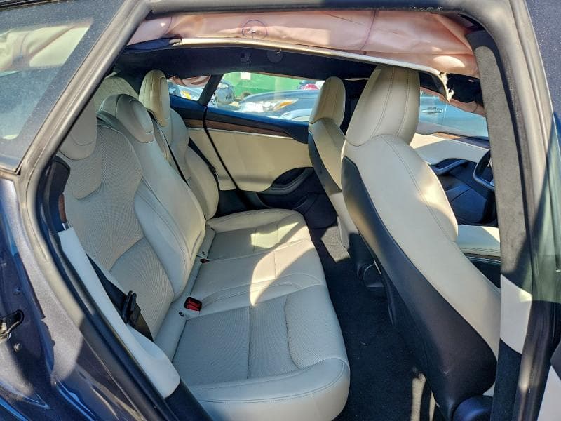2022 TESLA MODEL S 10