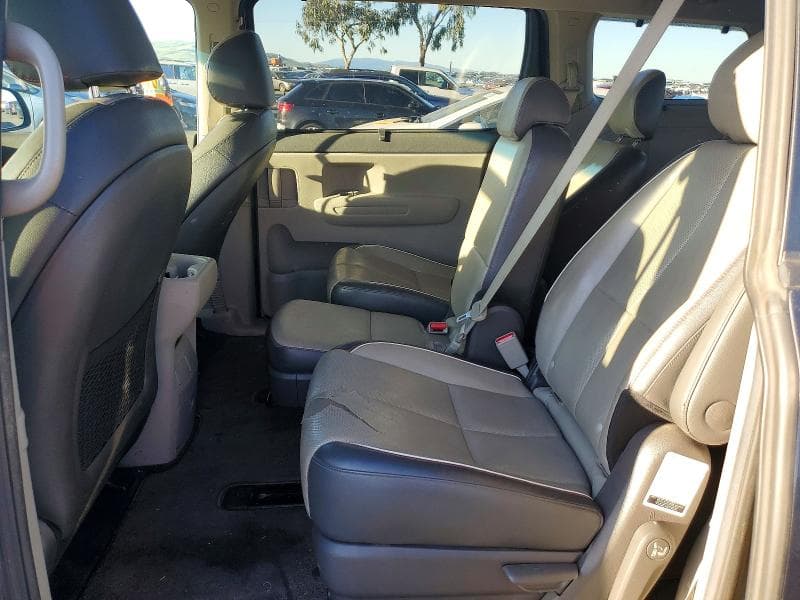 2017 KIA SEDONA LX LX 10