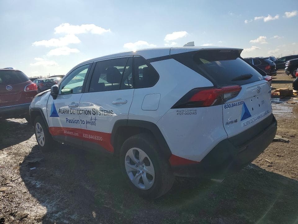 2025 TOYOTA RAV4 LE 2