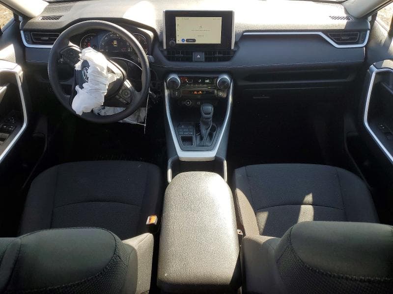2025 TOYOTA RAV4 LE 8