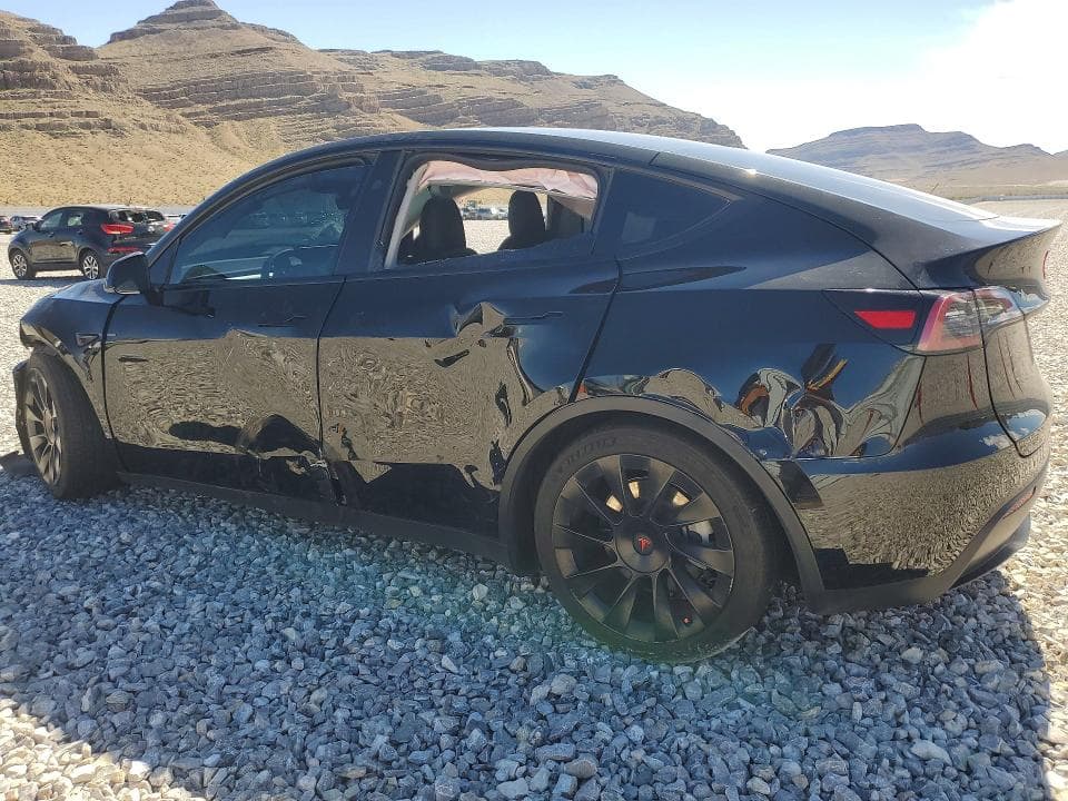 2023 TESLA MODEL Y 2